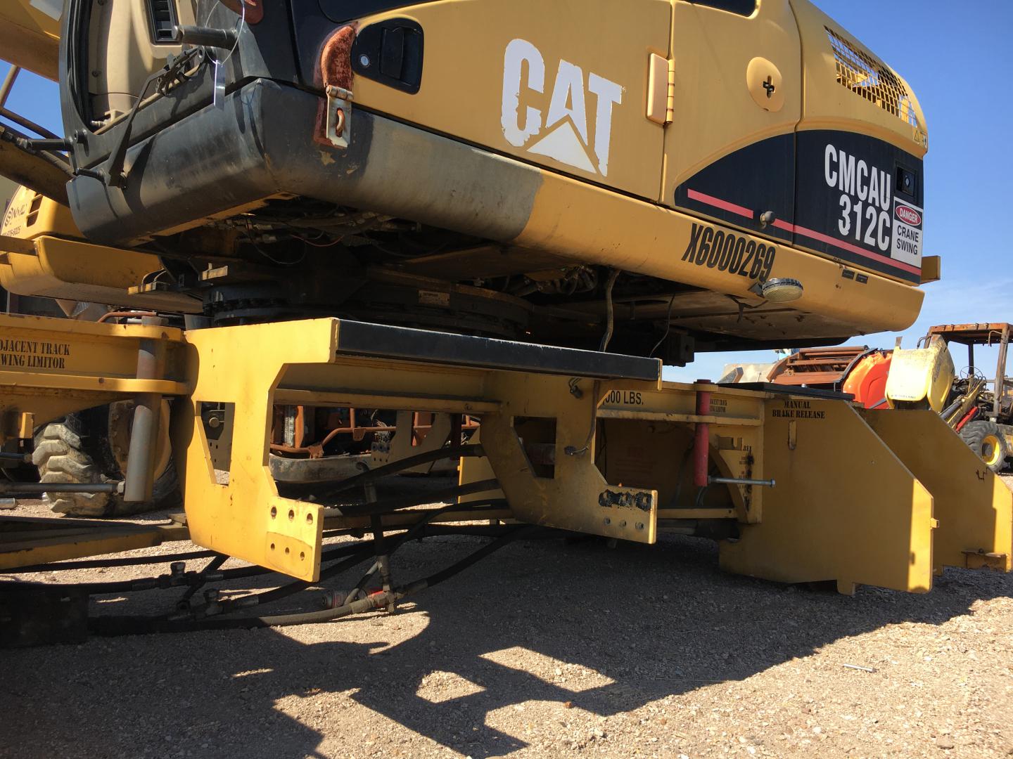 ./imagenes/INVOICE/2019/16730/EXCAVADORA FERROVIARIA CAT 312 (44).JPG